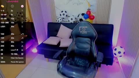 Snapshot of athenaa_tay chatting on July 4, 3:13 am Atenea online show from July 4, 3:13 am