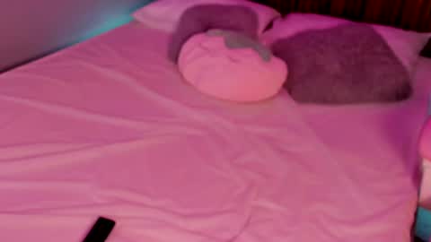 Snapshot of athenea__fox chatting on May 9, 11:48 am athenea__fox online show from May 9, 11:48 am