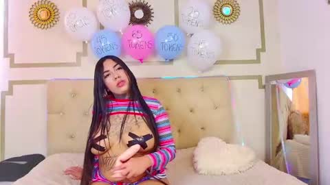 Snapshot of athenea_redmon chatting on July 11, 7:38 pm athenea_redmon online show from July 11, 7:38 pm