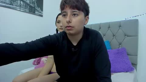 athenea_zuleinys online show from December 5, 12:25 pm