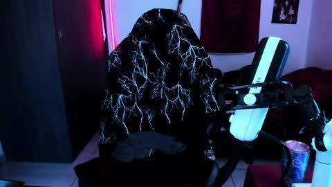 athenauwu online show from October 25, 6:54 am