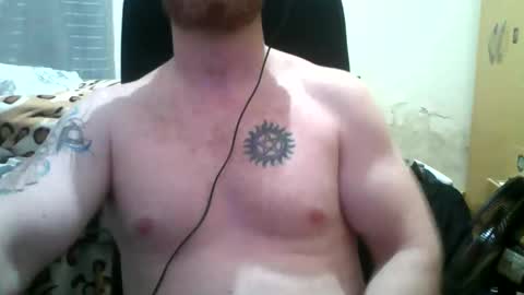 Snapshot of athleticboyy chatting on May 17, 8:12 am Paul Van online show from May 17, 8:12 am