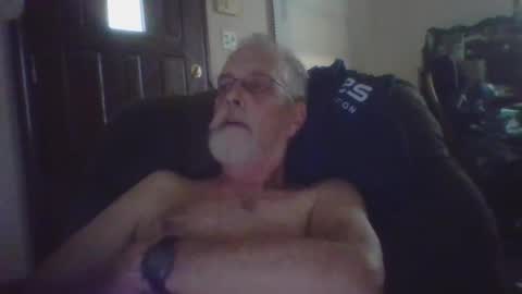 Snapshot of atsluber chatting on September 25, 10:35 pm atsluber online show from September 25, 10:35 pm