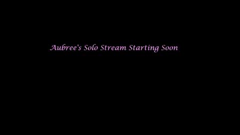 Snapshot of aubreeskinkyplayroom chatting on April 23, 6:32 pm Aubree Shae online show from April 23, 6:32 pm