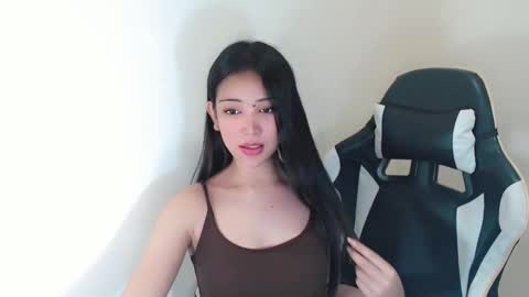 Snapshot of aubrey_slutty chatting on May 3, 2:06 am aubrey_slutty online show from May 3, 2:06 am
