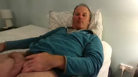 auckland26 online show from April 2, 9:18 am