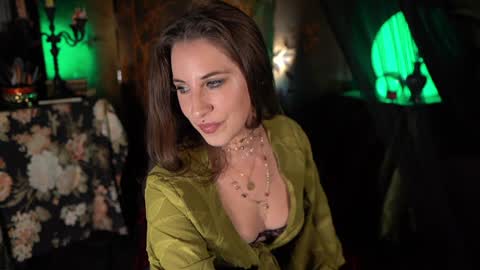 Snapshot of audrey_ chatting on November 4, 6:12 am Audrey online show from November 4, 6:12 am