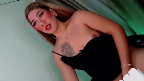 Snapshot of audrey_love69 chatting on June 3, 9:20 pm its me audrey online show from June 3, 9:20 pm