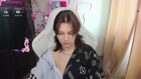 Audrey online show from April 18, 8:18 am