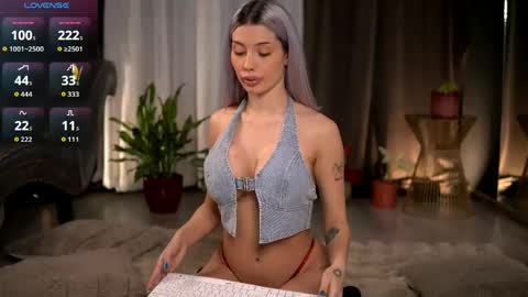 Isabella online show from April 13, 7:58 am