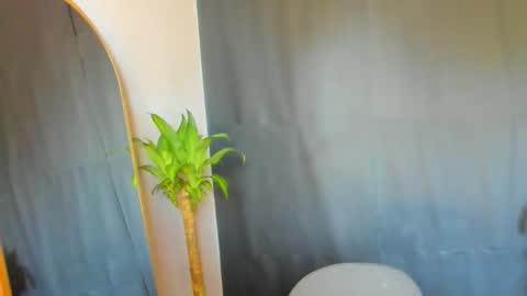 Audry online show from February 21, 5:14 pm