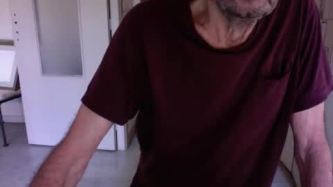 Snapshot of auguste061400 chatting on January 7, 10:11 am auguste061400 online show from January 7, 10:11 am