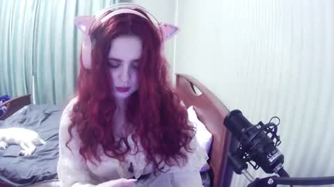 Snapshot of augustinefegett chatting on October 26, 6:25 pm Emiko online show from October 26, 6:25 pm