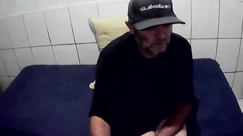 cesar augusto online show from April 2, 8:50 pm