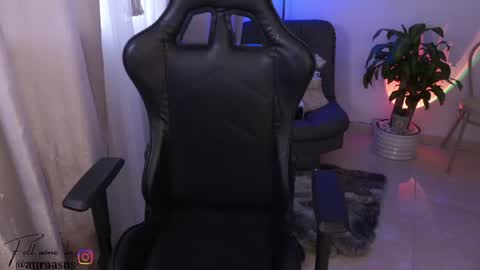 Snapshot of aura_sensual chatting on June 7, 10:24 pm . online show from June 7, 10:24 pm