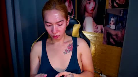 Miss awra online show from October 4, 5:27 am