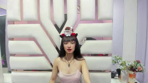 Snapshot of aurora18palmer chatting on December 11, 7:03 pm aurora online show from December 11, 7:03 pm