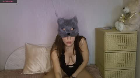 Snapshot of aurora88888 chatting on March 2, 1:52 am Naughty Cat online show from March 2, 1:52 am