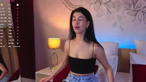 aurora_404 online show from April 17, 7:55 am