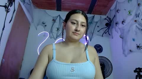 Snapshot of aurora_bliss_28 chatting on November 2, 10:56 pm AURORA BLISS 28 online show from November 2, 10:56 pm