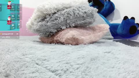 Aurora online show from December 28, 3:26 pm