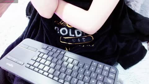 Aurora online show from December 31, 3:20 pm