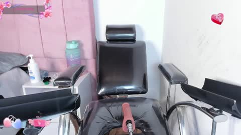 aurora_divine online show from December 31, 1:47 am