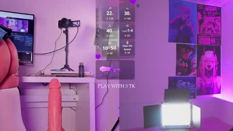 A U R O R A   online show from April 3, 4:21 am