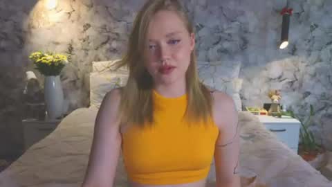 Snapshot of aurora_golden chatting on June 13, 12:03 pm Kate online show from June 13, 12:03 pm