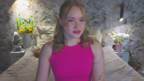 Snapshot of aurora_golden chatting on July 13, 11:35 am Kate online show from July 13, 11:35 am