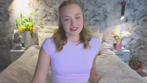 Snapshot of aurora_golden chatting on July 14, 11:16 am Kate online show from July 14, 11:16 am