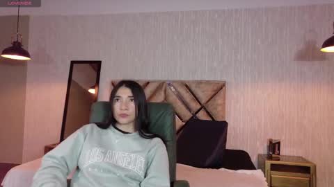 Aurora online show from October 9, 4:10 am