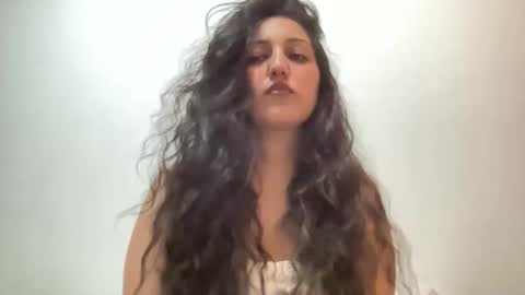 Aurora online show from April 19, 6:21 pm