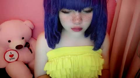Snapshot of aurora_more chatting on May 26, 1:56 am cute online show from May 26, 1:56 am