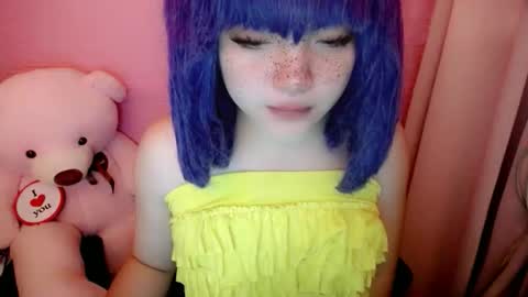 Snapshot of aurora_more chatting on May 30, 11:46 pm cute online show from May 30, 11:46 pm