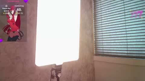 Snapshot of aurora_petitee chatting on May 11, 2:45 pm Aurora online show from May 11, 2:45 pm