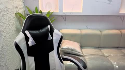 AURORA  online show from February 18, 2:07 am