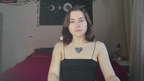 Snapshot of aurora_worker chatting on February 17, 1:47 am Aurora online show from February 17, 1:47 am