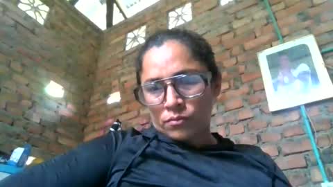 Snapshot of auroraangels1 chatting on April 25, 7:22 pm auroraangels1 online show from April 25, 7:22 pm
