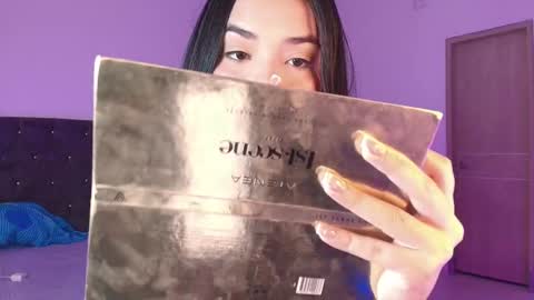 Aurora online show from February 1, 2:10 am