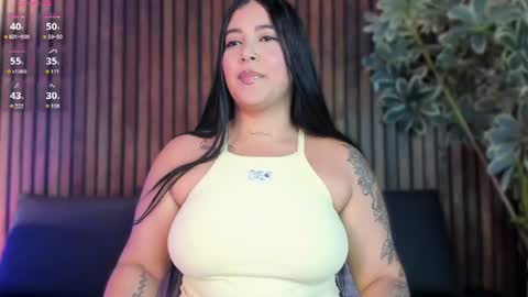 Snapshot of auroraqueenn chatting on July 25, 7:44 pm auroraqueenn online show from July 25, 7:44 pm