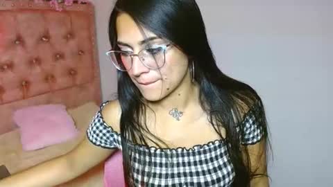 Snapshot of aurorasmith744 chatting on February 26, 2:27 pm aurorasmith744 online show from February 26, 2:27 pm