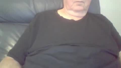 Snapshot of aussie1955 chatting on May 16, 9:02 pm aussie1955 online show from May 16, 9:02 pm