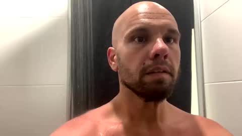 aussieboycal online show from December 22, 12:02 pm