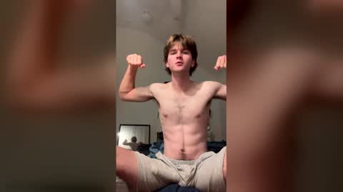 aussieboyethan online show from March 1, 1:46 pm