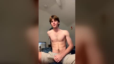 aussieboyethan online show from March 2, 5:19 am