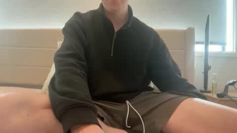 Snapshot of aussiedill2 chatting on March 23, 9:52 pm aussiedill2 online show from March 23, 9:52 pm