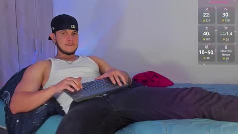 A online show from November 25, 4:23 am