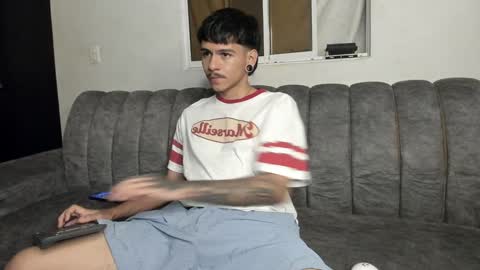 Snapshot of austin_falcon chatting on February 3, 9:07 pm Austin online show from February 3, 9:07 pm