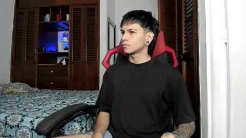 Austin online show from November 18, 1:15 pm